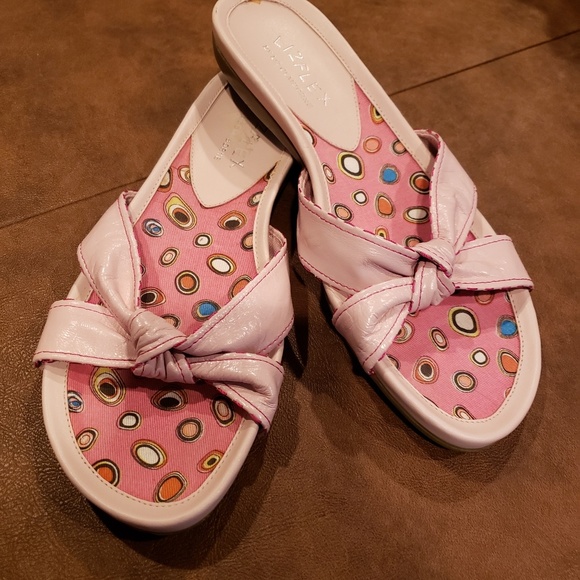 NEW LIZ CLAIBORNE COMFY & FUN SLIDES - Picture 1 of 3